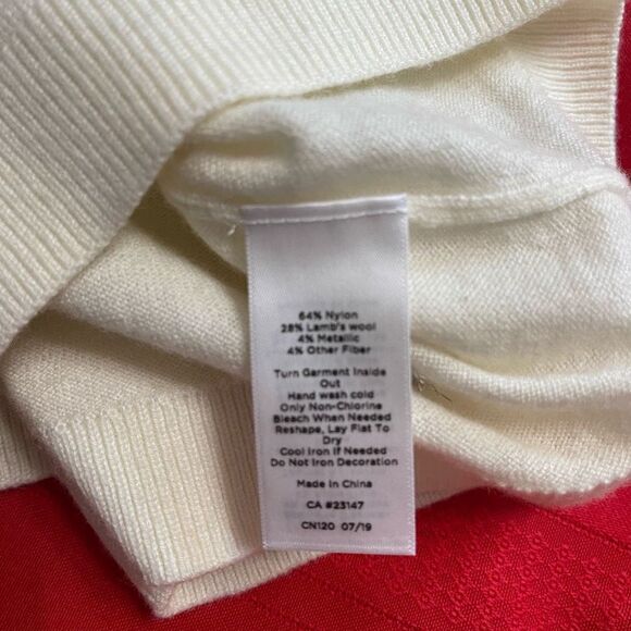 Talbots Polka Dot Lambswool Sweater Size Medium - Picture 9 of 11